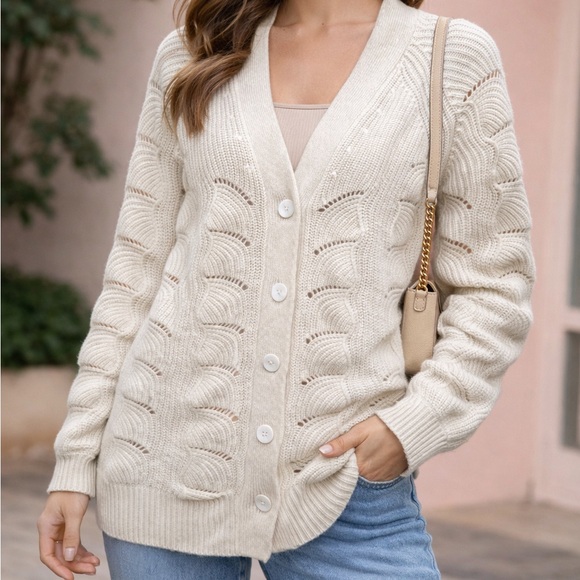 Elie Tahari Sweaters - Elie Tahari Cream Cashmere Cardigan